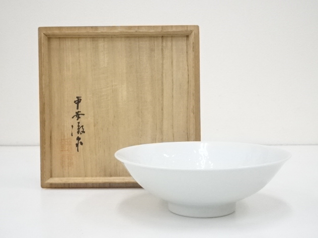 JAPANESE WHITE PORCELAIN / SWEETS BOWL / KYO WARE